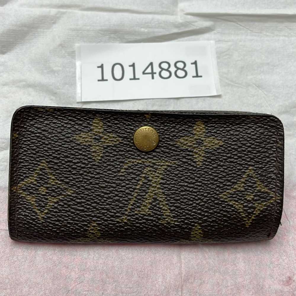 Louis Vuitton 4 Multicles Key case